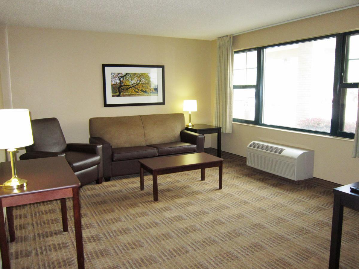 Extended Stay America Suites - Secaucus - Meadowlands Екстер'єр фото